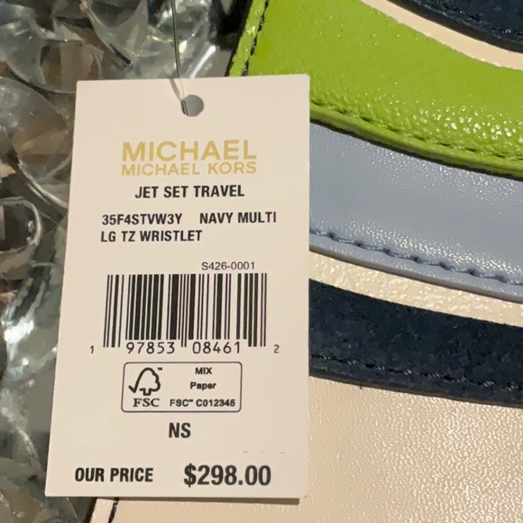 NWT Michael Kors Jet Set Patchwork Wristlet - Picture 7 of 10